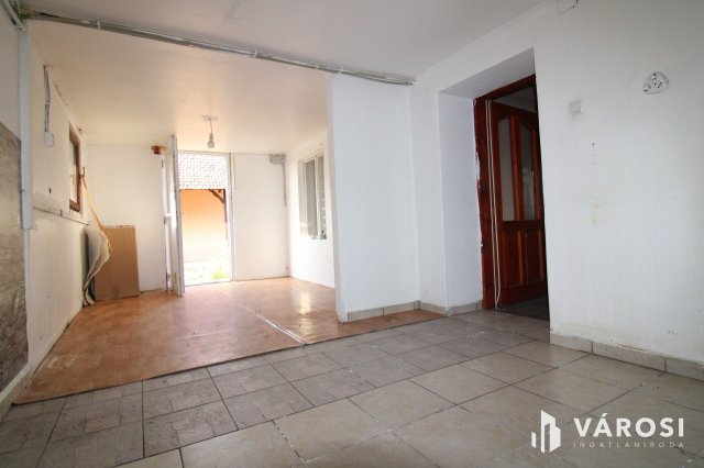 Eladó családi ház, Sarkadon 20 M Ft, 4 szobás