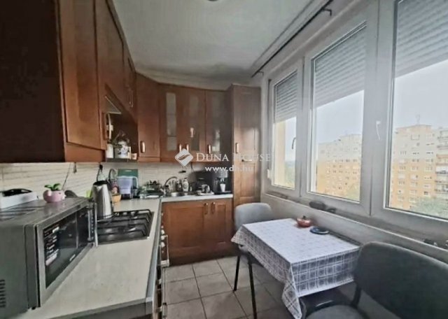 Eladó panellakás, Budapesten, XV. kerületben 63.9 M Ft, 3 szobás