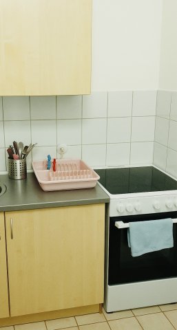 Kiadó panellakás, albérlet, Debrecenben 140 E Ft / hó, 1 szobás