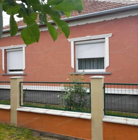 Eladó családi ház, Tiszatenyőn 31 M Ft, 3 szobás