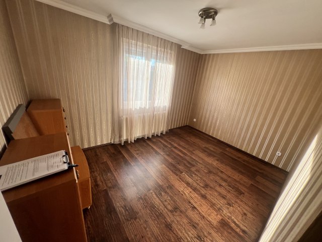 Kiadó családi ház, albérlet, Debrecenben 350 E Ft / hó