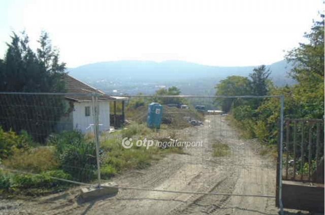 Eladó telek, Budapesten, III. kerületben 176.721 M Ft