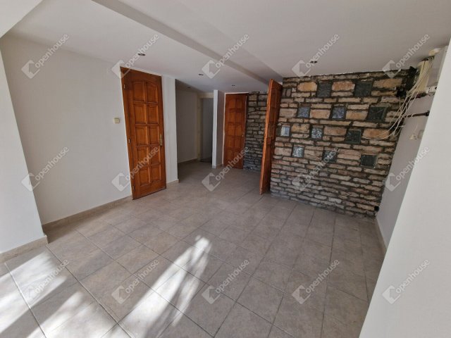 Eladó családi ház, Dunakeszin 130 M Ft, 2+3 szobás