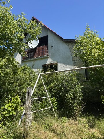 Eladó családi ház, Szadán 55 M Ft, 5 szobás