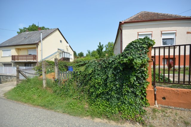 Eladó telek, Toronyon 1.6 M Ft / költözzbe.hu