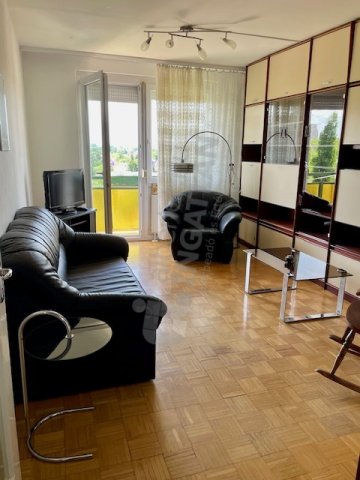 Kiadó panellakás, albérlet, Budapesten, XV. kerületben, 3 szobás