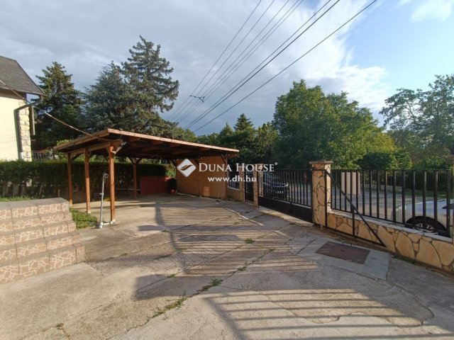 Eladó családi ház, Balatonfűzfőn 89 M Ft, 5 szobás
