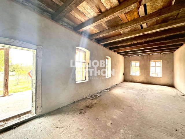 Eladó családi ház, Csemőn 20 M Ft, 1 szobás