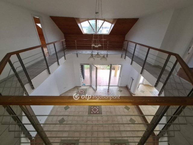 Eladó családi ház, Budapesten, XVIII. kerületben 260 M Ft