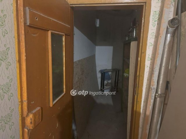 Eladó családi ház, Nagykőrösön 27.5 M Ft, 2 szobás
