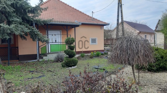 Eladó családi ház, Derecskén 35.6 M Ft, 3 szobás