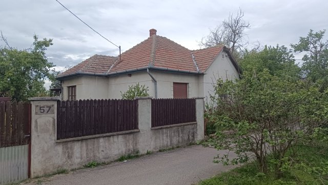 Eladó családi ház, Kókán 34.9 M Ft, 3 szobás