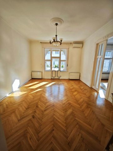 Kiadó téglalakás, albérlet, Budapesten, V. kerületben, 3 szobás