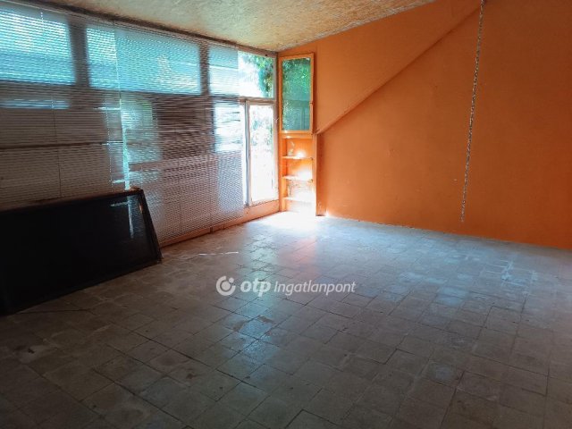 Eladó sorház, Tiszavasváriban 22.5 M Ft, 4+3 szobás