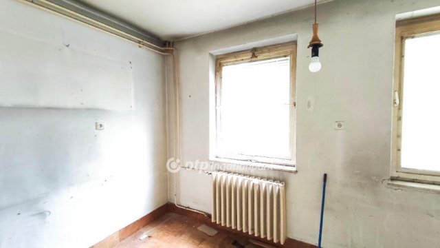 Eladó családi ház, Budapesten, XVI. kerületben 74.99 M Ft