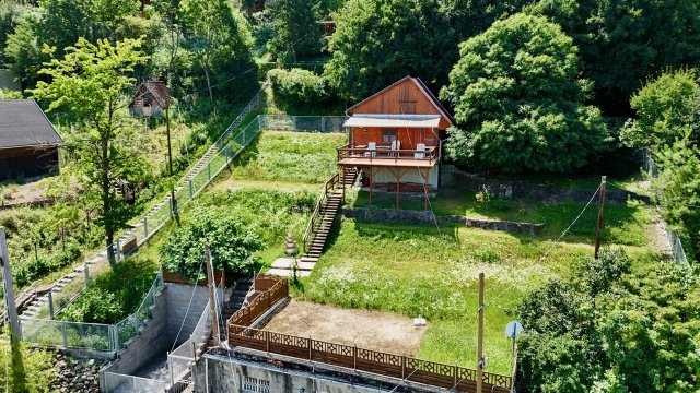 Eladó családi ház, Szentendrén 100 M Ft, 2 szobás