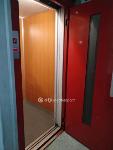 Eladó panellakás, Budapesten, XI. kerületben 72.9 M Ft