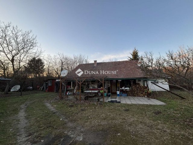 Eladó családi ház, Farmoson 12.9 M Ft, 3 szobás