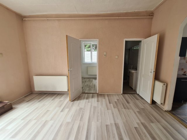 Eladó téglalakás, Budapesten, XV. kerületben 51.75 M Ft