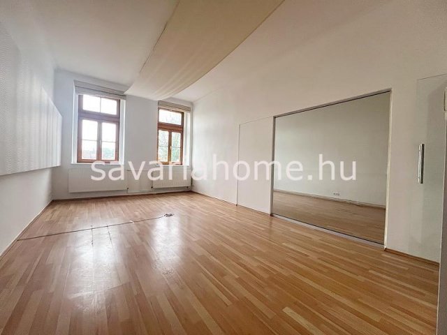 Kiadó iroda, Szombathelyen 160 E Ft / hó, 2 szobás