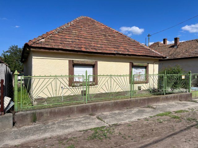 Eladó családi ház, Tökölön 47.9 M Ft, 3 szobás