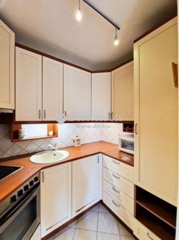 Eladó téglalakás, Budapesten, XIV. kerületben 78.9 M Ft