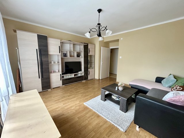 Eladó téglalakás, Siklóson 25 M Ft, 2 szobás