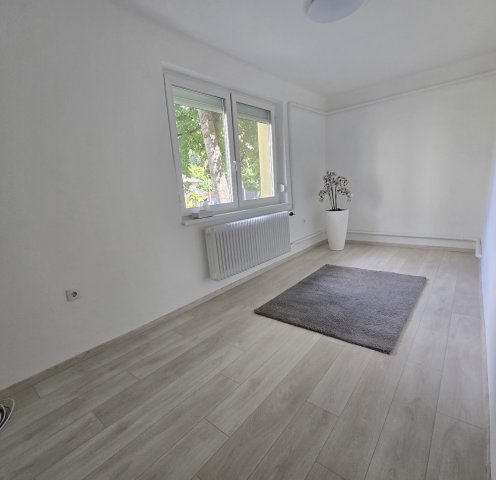 Eladó téglalakás, Debrecenben 87.99 M Ft, 3 szobás