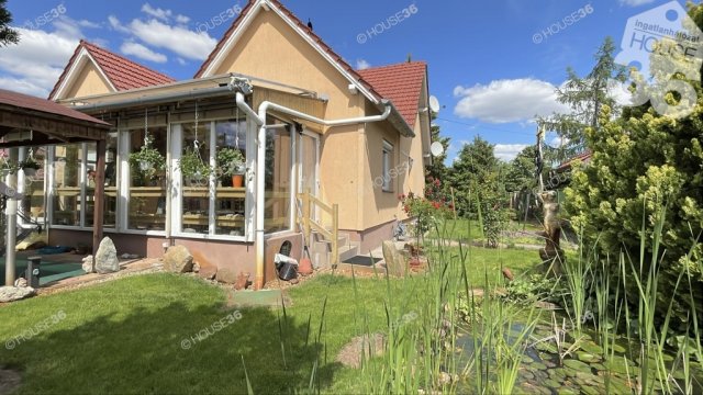 Eladó családi ház, Kecskeméten 96.5 M Ft, 3 szobás