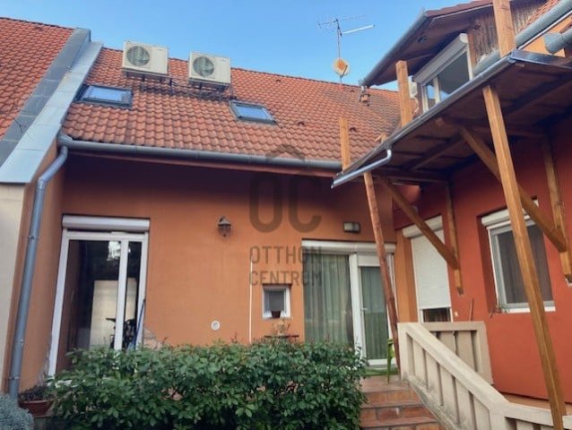 Eladó téglalakás, Kecskeméten 82 M Ft, 3 szobás