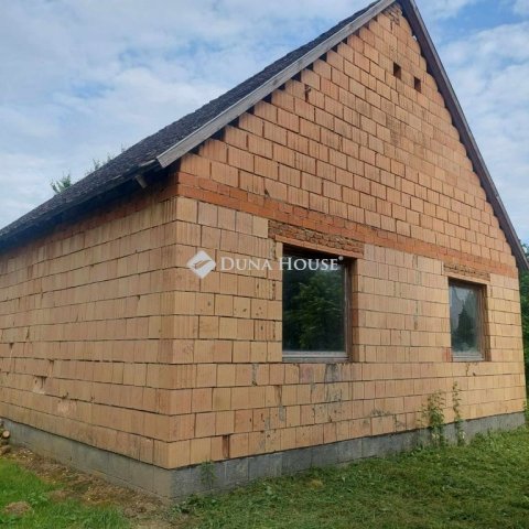 Eladó családi ház, Magyarmecskén 6 M Ft, 2 szobás
