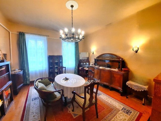 Eladó családi ház, Nagykőrösön 59.99 M Ft, 3+1 szobás
