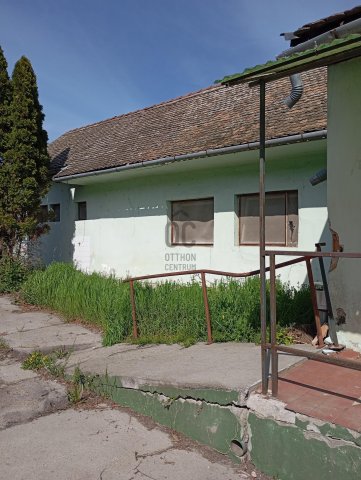 Eladó családi ház, Bátaszéken 23 M Ft, 3 szobás