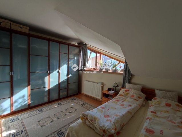 Eladó téglalakás, Budapesten, XVIII. kerületben 79.9 M Ft