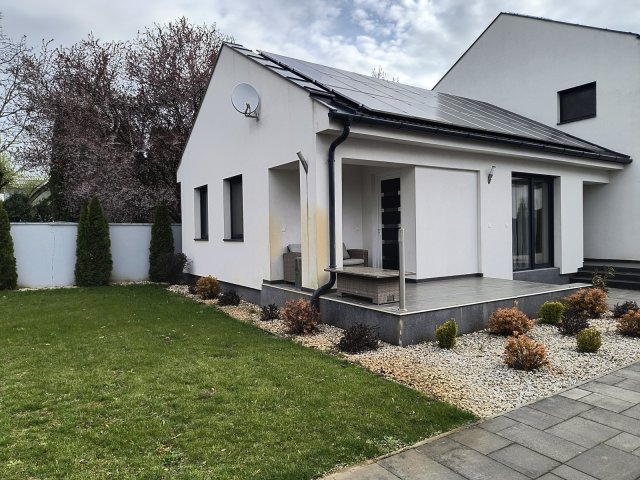 Kiadó sorház, albérlet, Nyíregyházán 200 E Ft / hó, 2 szobás