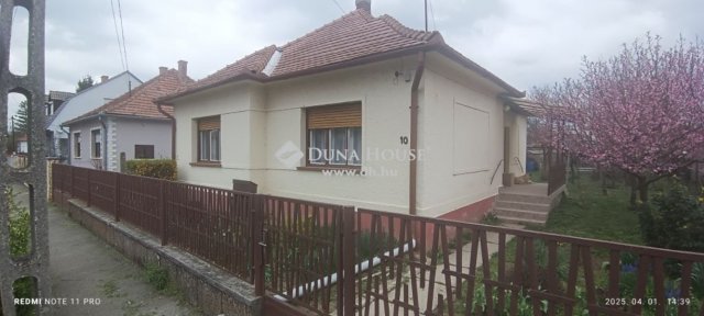 Eladó családi ház, Sellyén 26.6 M Ft, 2 szobás