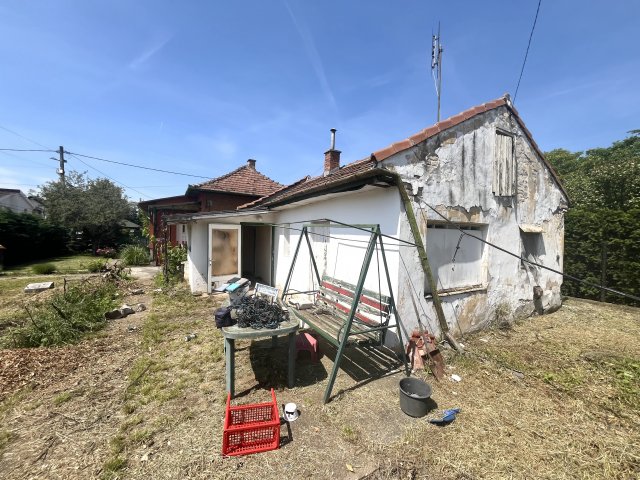 Eladó családi ház, Budapesten, XVIII. kerületben 40 M Ft