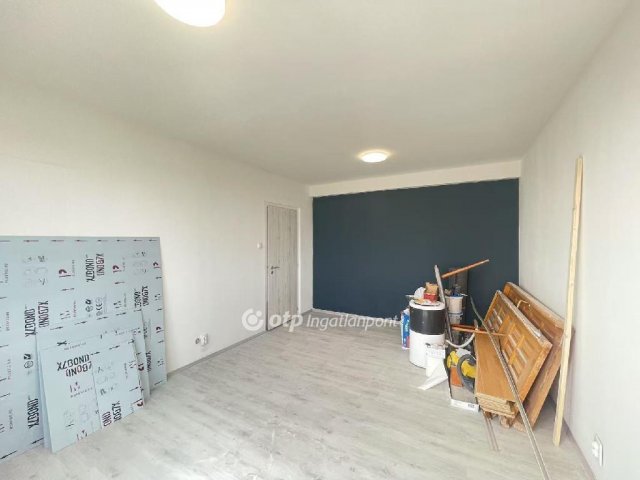 Eladó panellakás, Budapesten, XV. kerületben 49.9 M Ft