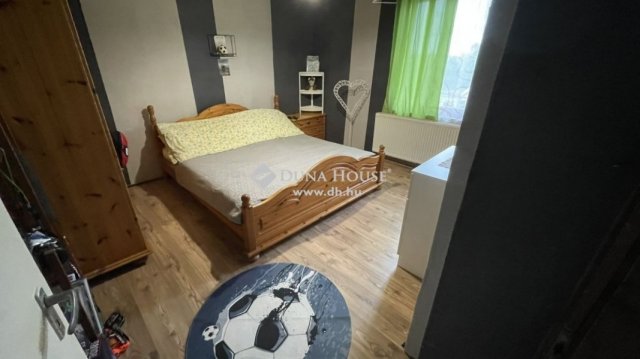 Eladó családi ház, Szepetneken 32 M Ft, 5 szobás