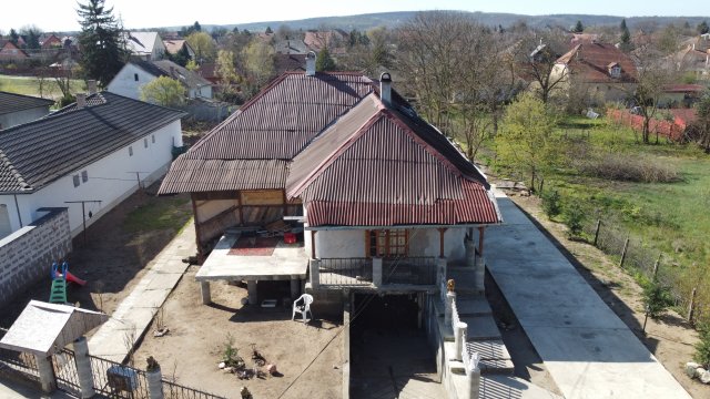 Eladó családi ház, Isaszegen 65 M Ft, 4 szobás