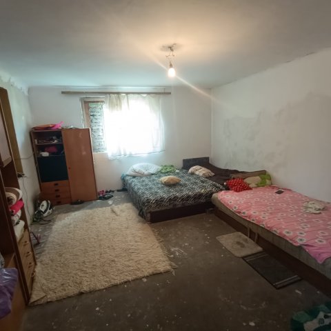 Eladó családi ház, Izsákon 17 M Ft, 4 szobás