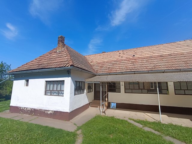 Eladó családi ház, Gyönkön 8.9 M Ft, 3 szobás