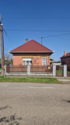 Eladó családi ház, Mályin 23.9 M Ft, 2 szobás