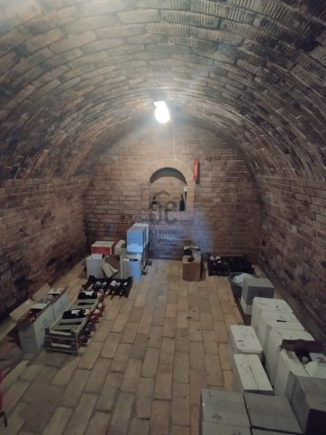 Eladó családi ház, Siófokon 31.9 M Ft, 1 szobás