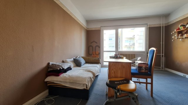 Eladó panellakás, Pakson 42 M Ft, 2 szobás / költözzbe.hu
