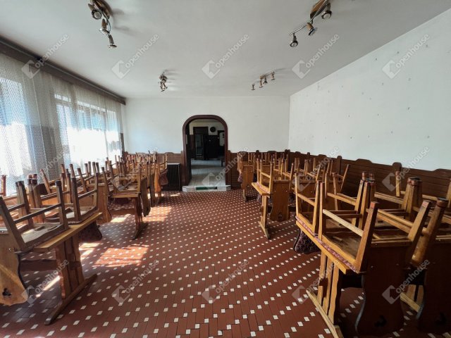 Eladó családi ház, Sopronban 99.9 M Ft, 5 szobás