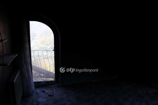 Eladó családi ház, Szentendrén 86.24 M Ft, 4 szobás