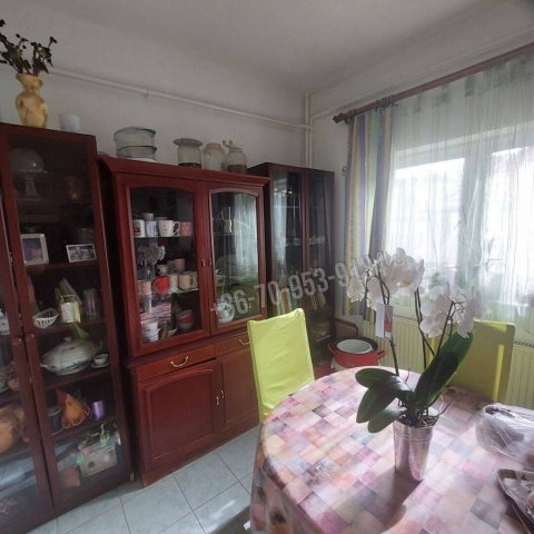Eladó családi ház, Keszthelyen 59 M Ft, 5 szobás