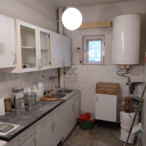 Eladó családi ház, Budapesten, XVI. kerületben 129.9 M Ft