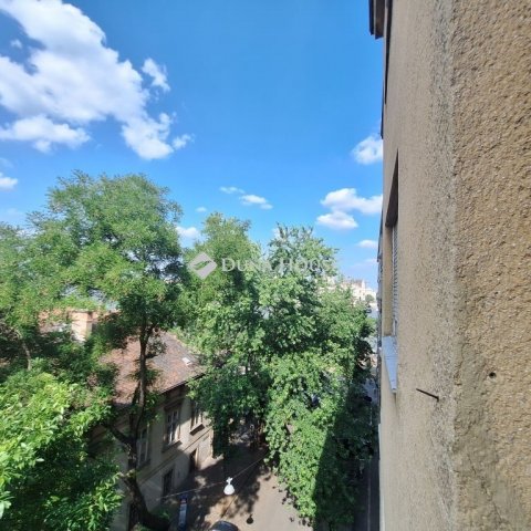 Kiadó téglalakás, albérlet, Budapesten, I. kerületben, 2 szobás